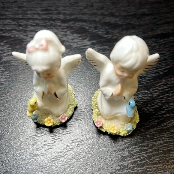 Napcoware Praying Angel Miniature Figurines Boy Girl w/ Spaghetti & Birds Napco - Picture 8 of 8